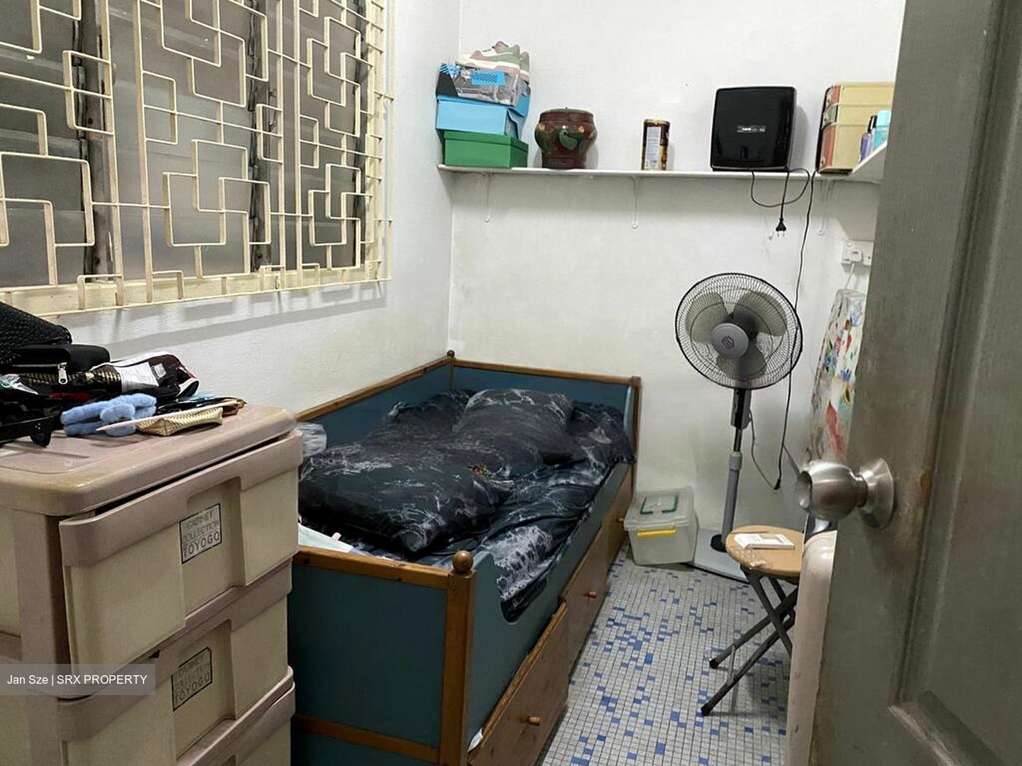 NOVENA TERRACE (D11), Terrace #467747901